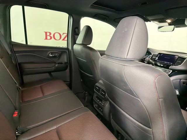 2025 Crystal Black Pearl Honda Ridgeline Black Edition AWD Truck