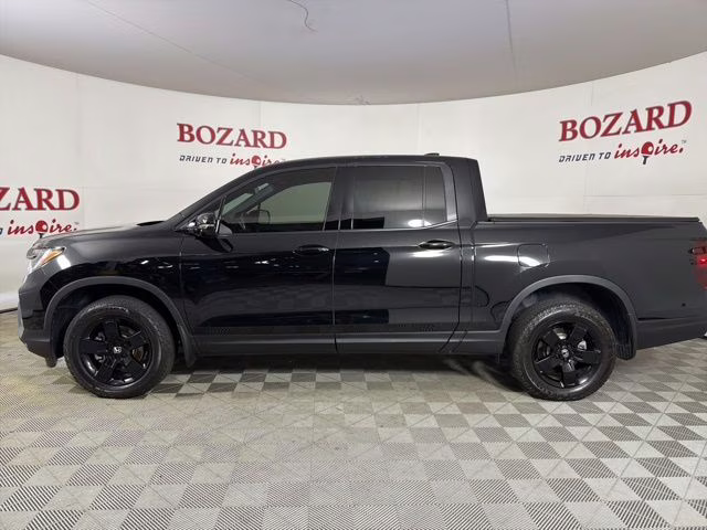 2025 Crystal Black Pearl Honda Ridgeline Black Edition AWD Truck