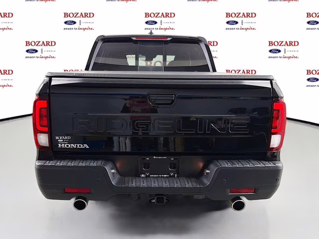 2025 Crystal Black Pearl Honda Ridgeline Black Edition AWD Truck