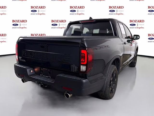 2025 Crystal Black Pearl Honda Ridgeline Black Edition AWD Truck