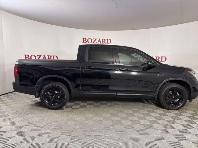 2025 Crystal Black Pearl Honda Ridgeline Black Edition AWD Truck