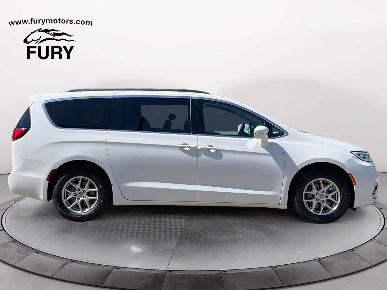 Used 2022 Chrysler Pacifica Touring L with VIN 2C4RC1BG7NR150120 for sale in Forest Lake, Minnesota