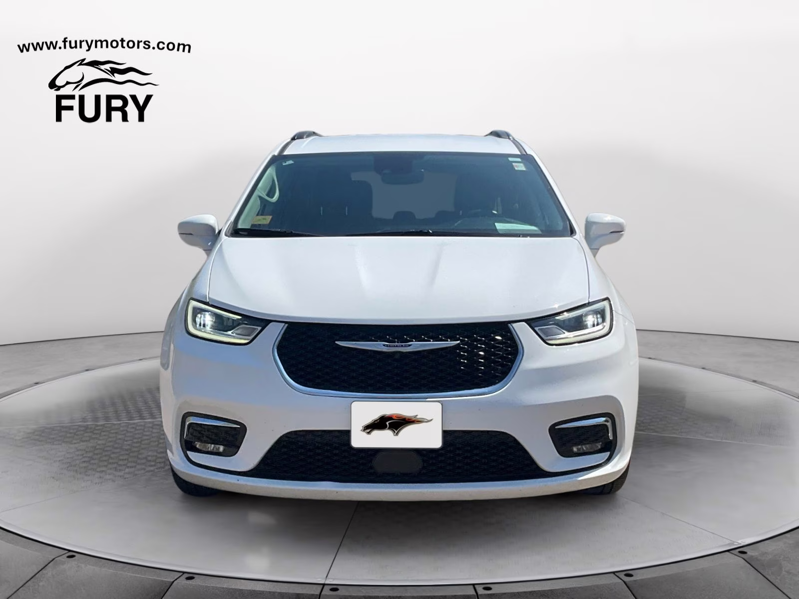 2022 Bright White Clearcoat Chrysler Pacifica Touring L FWD Van