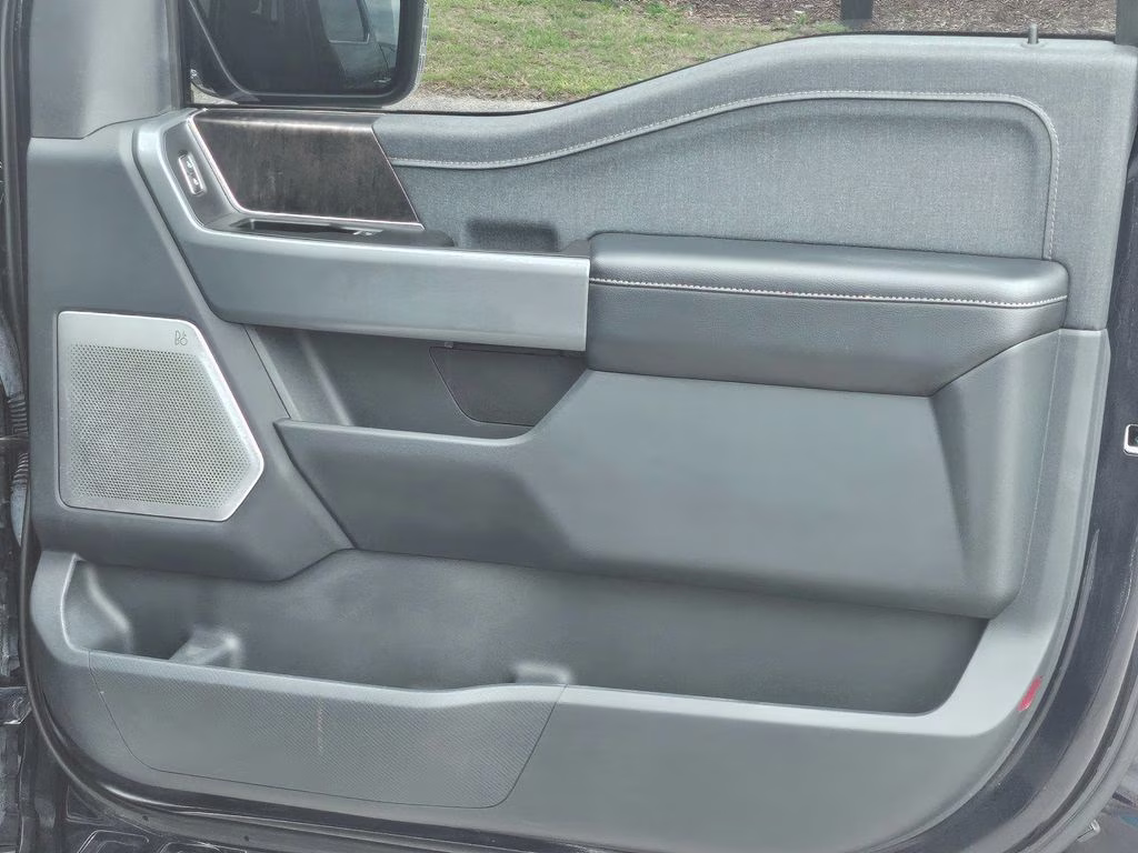 2022 Antimatter Blue Metallic Ford F-150 Lariat 4X4 Truck