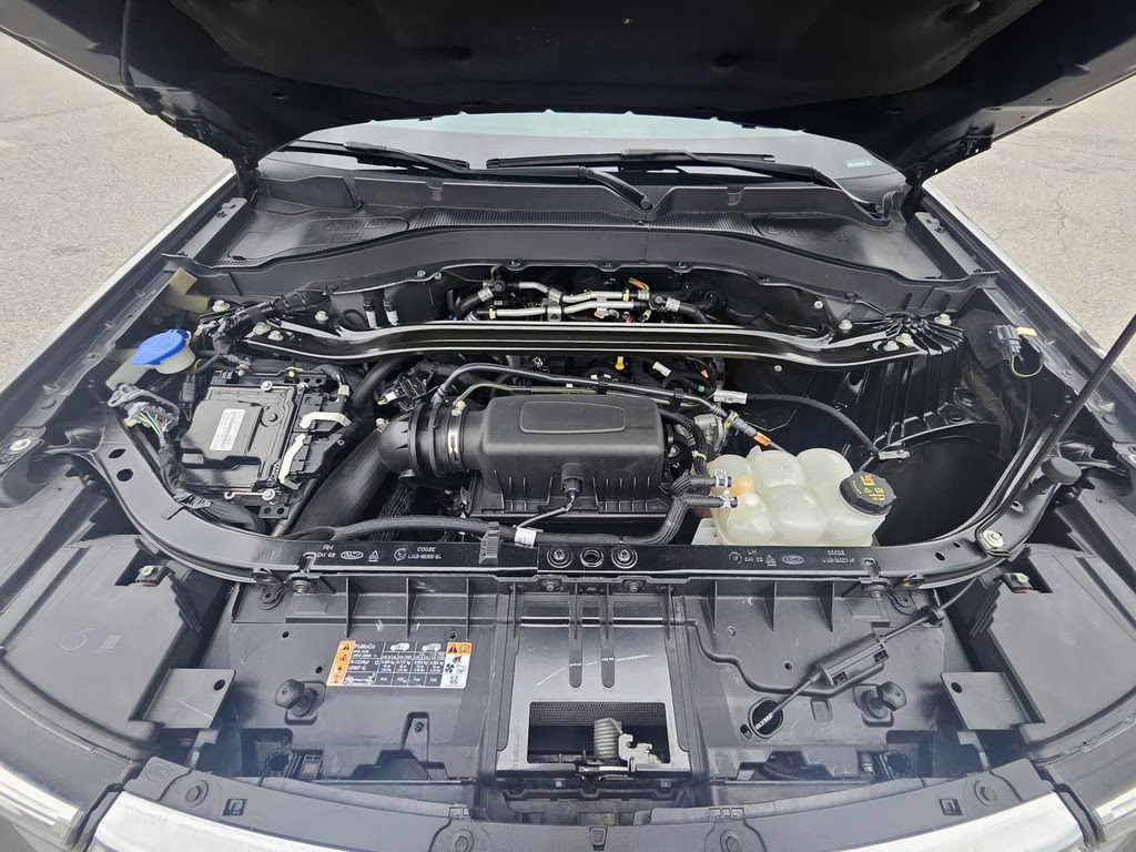 2022 Gray Metallic Ford Explorer Limited 4X4 SUV