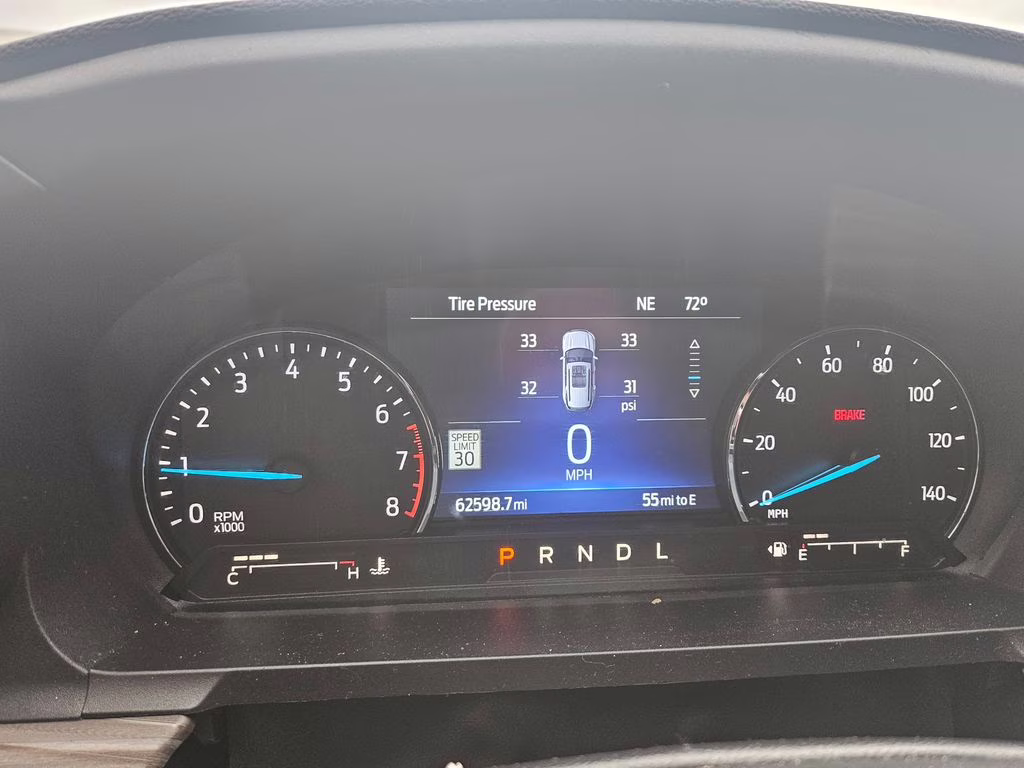 2022 Gray Metallic Ford Explorer Limited 4X4 SUV