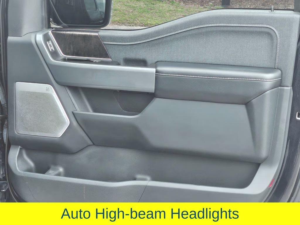 2022 Antimatter Blue Metallic Ford F-150 Lariat 4X4 Truck