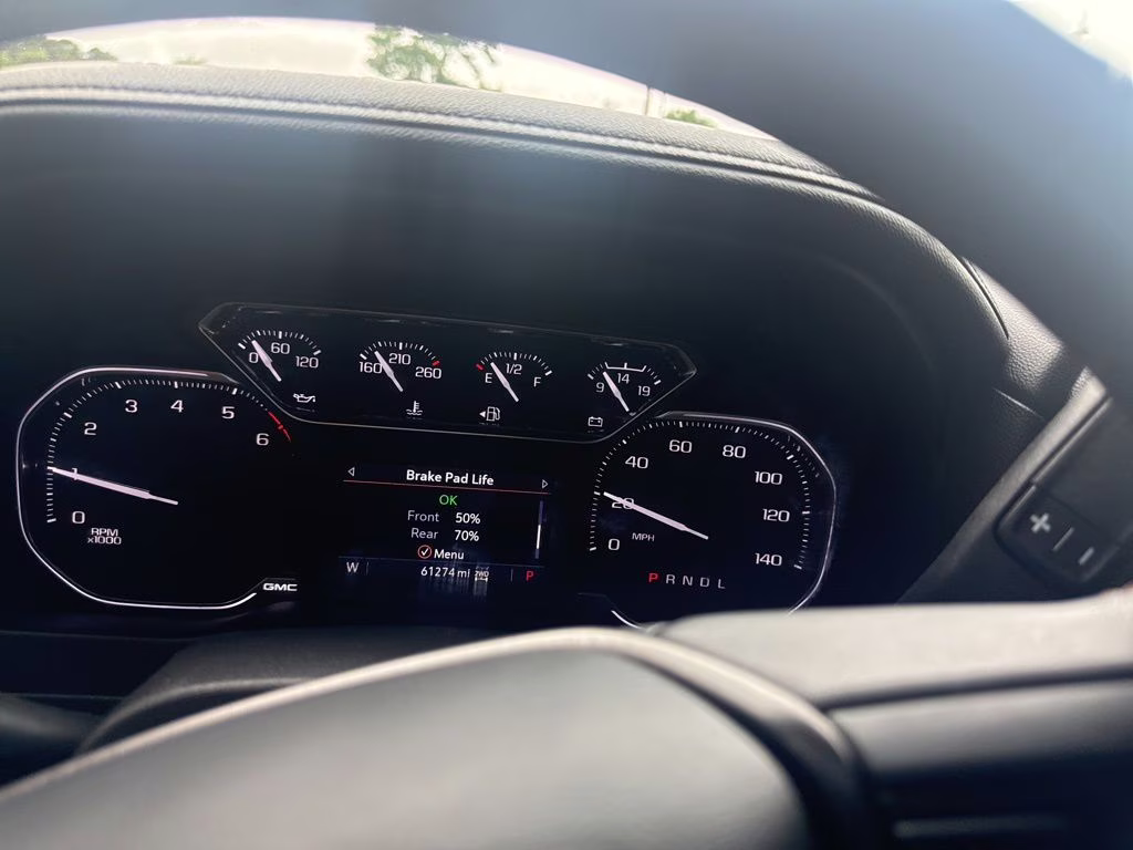 Used 2021 GMC Sierra 1500 AT4 with VIN 3GTP9EEL2MG399726 for sale in Little Rock