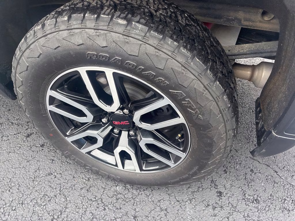 2021 Summit White GMC Sierra AT4 4X4 Truck
