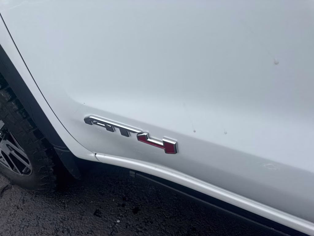2021 Summit White GMC Sierra AT4 4X4 Truck
