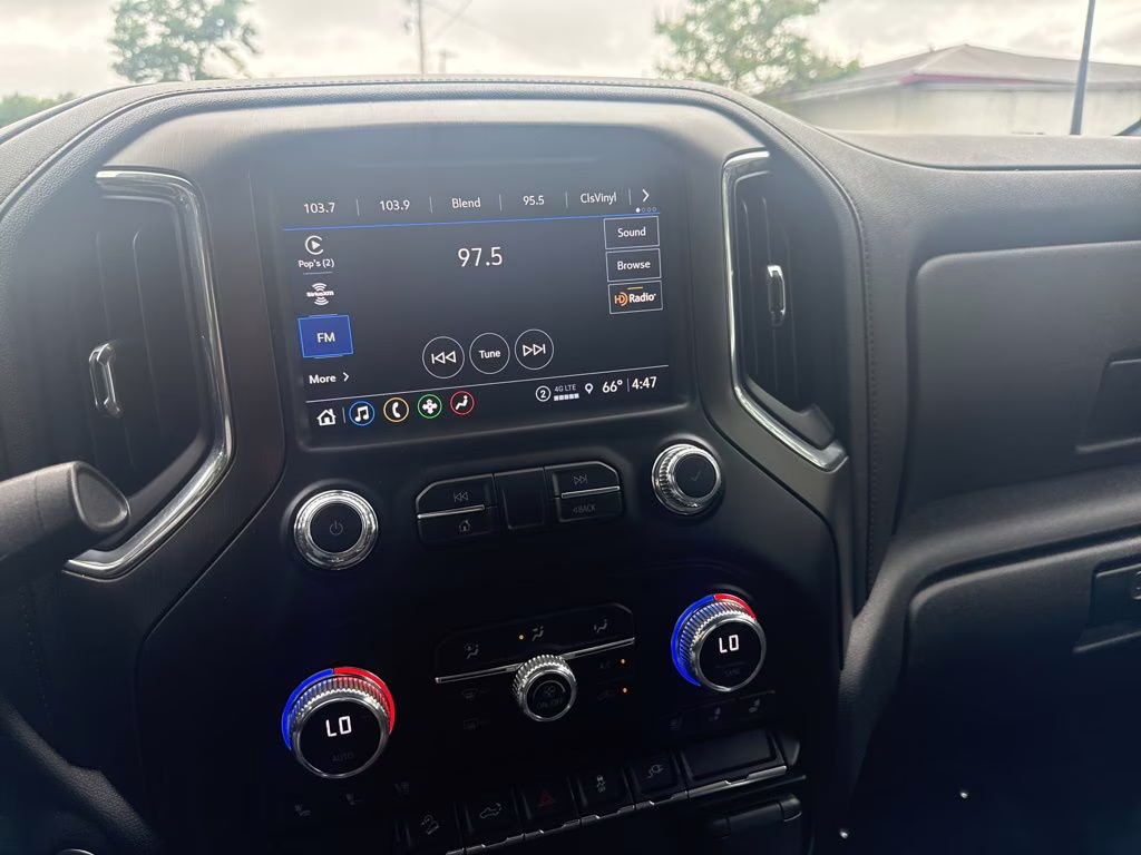 2021 Summit White GMC Sierra AT4 4X4 Truck