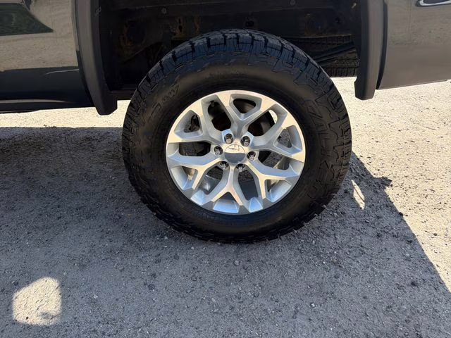 2018 Dark Slate Metallic GMC Sierra 1500 SLE 4X4 Truck