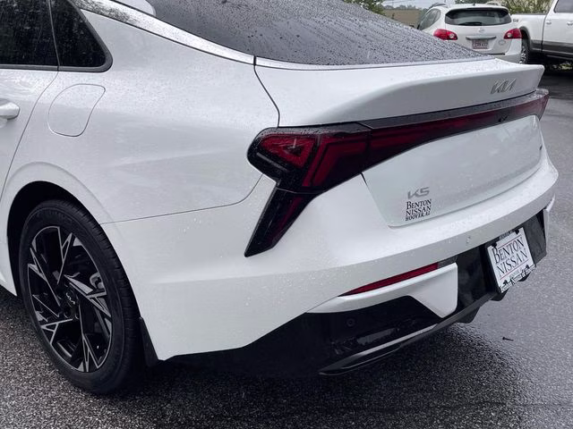 2025 Snow White Pearl Kia K5 GT-Line FWD Sedan