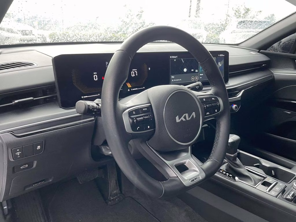 2025 Snow White Pearl Kia K5 GT-Line FWD Sedan