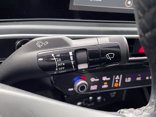 2025 Snow White Pearl Kia K5 GT-Line FWD Sedan