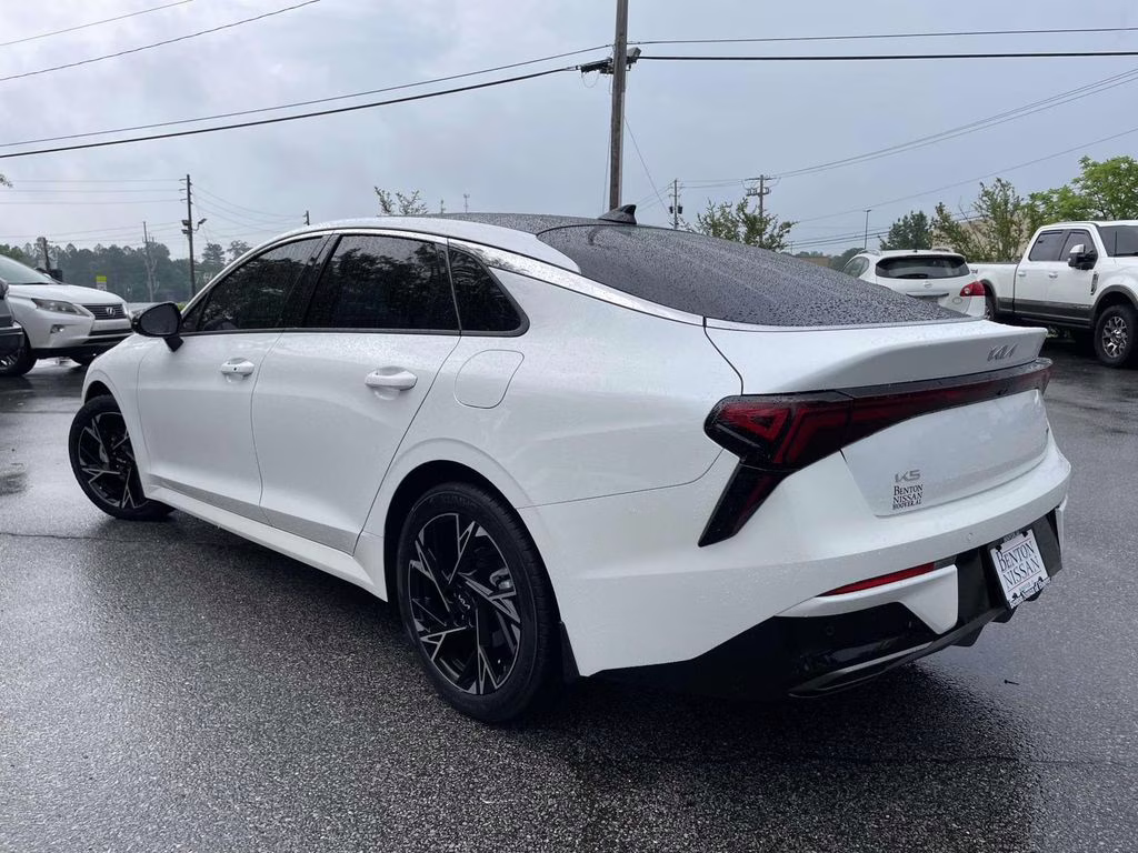 2025 Snow White Pearl Kia K5 GT-Line FWD Sedan