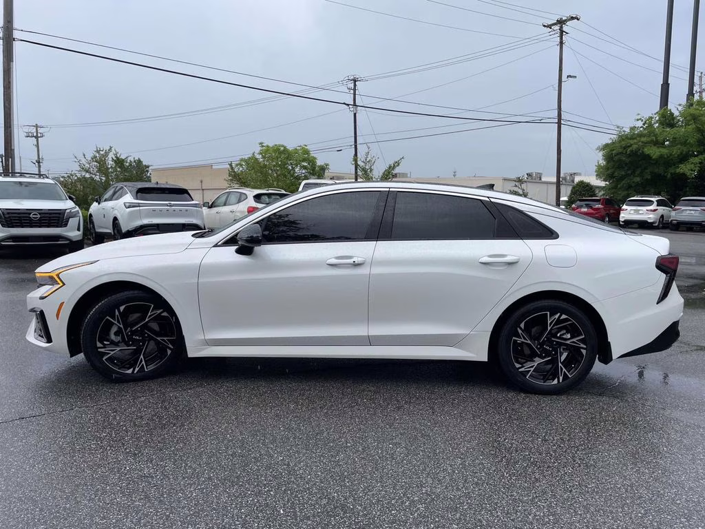 2025 Snow White Pearl Kia K5 GT-Line FWD Sedan