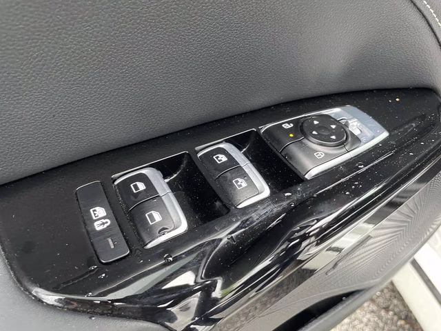 2025 Snow White Pearl Kia K5 GT-Line FWD Sedan