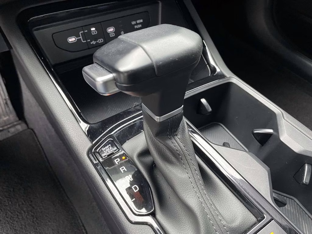 2025 Snow White Pearl Kia K5 GT-Line FWD Sedan