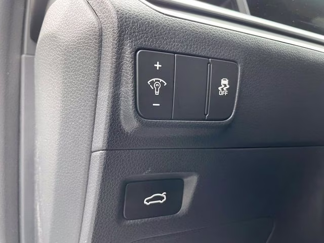 2025 Snow White Pearl Kia K5 GT-Line FWD Sedan