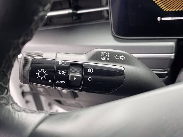 2025 Snow White Pearl Kia K5 GT-Line FWD Sedan