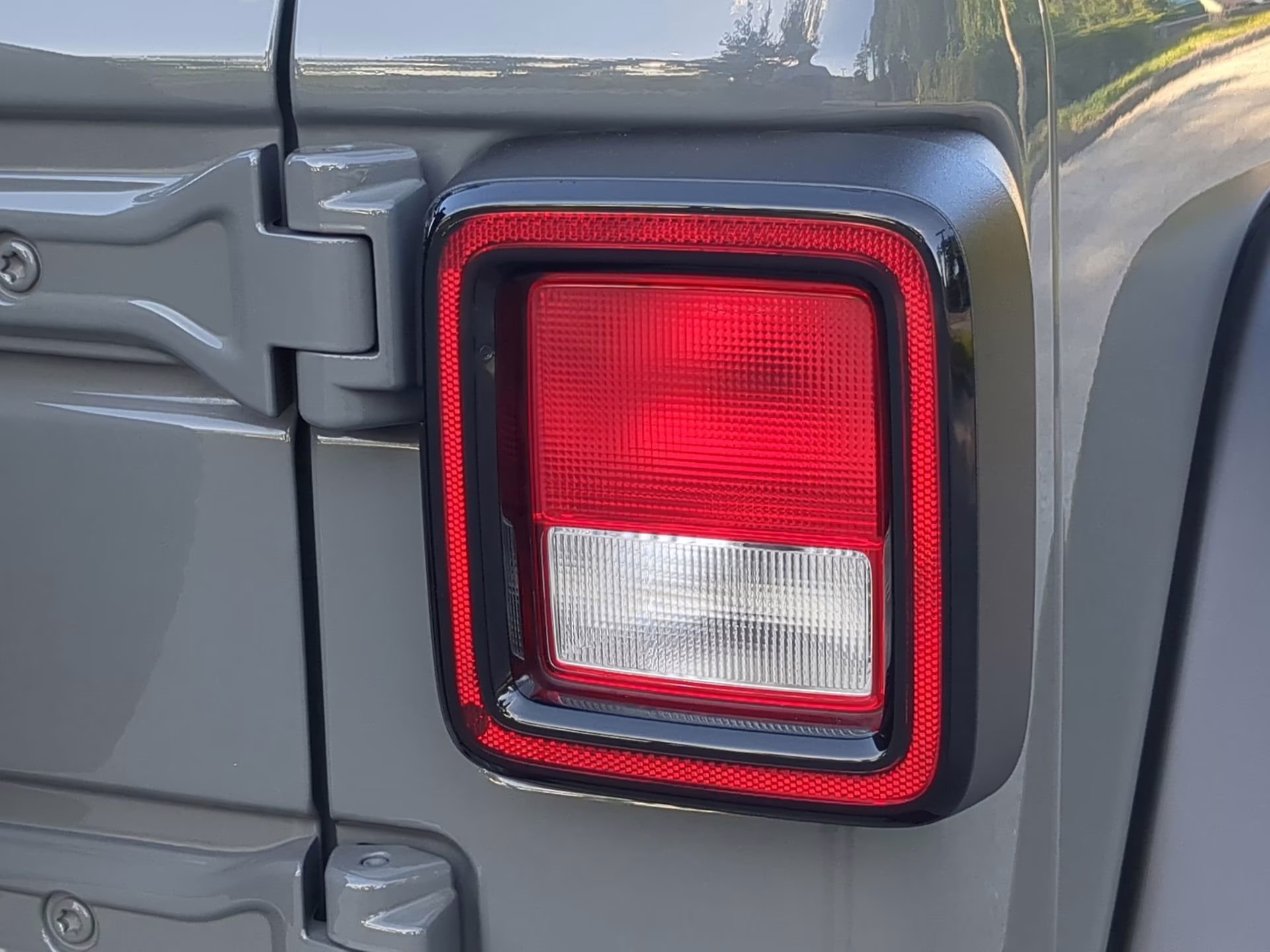 2020 Sting-Gray Clearcoat Jeep Wrangler Unlimited Sport S 4X4 Convertible