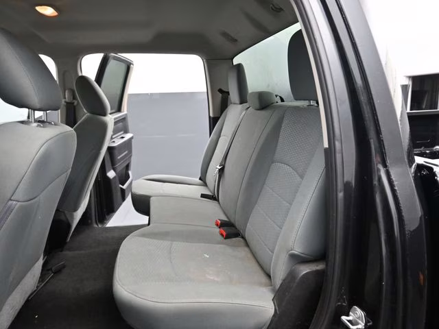 2018 Brilliant Black Crystal Pearlcoat Ram 2500 Tradesman 4X4 Truck