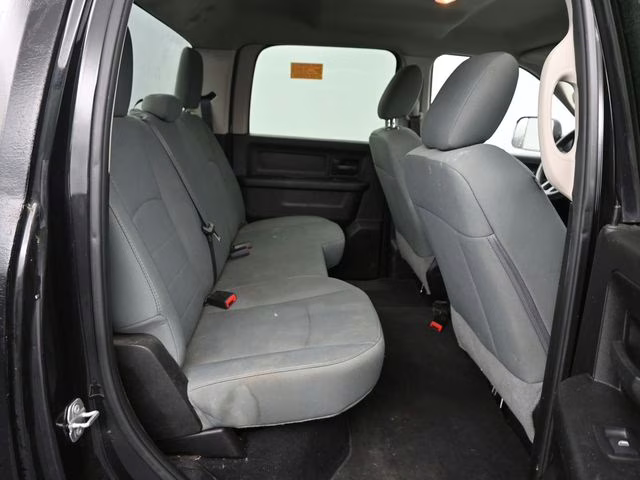 2018 Brilliant Black Crystal Pearlcoat Ram 2500 Tradesman 4X4 Truck