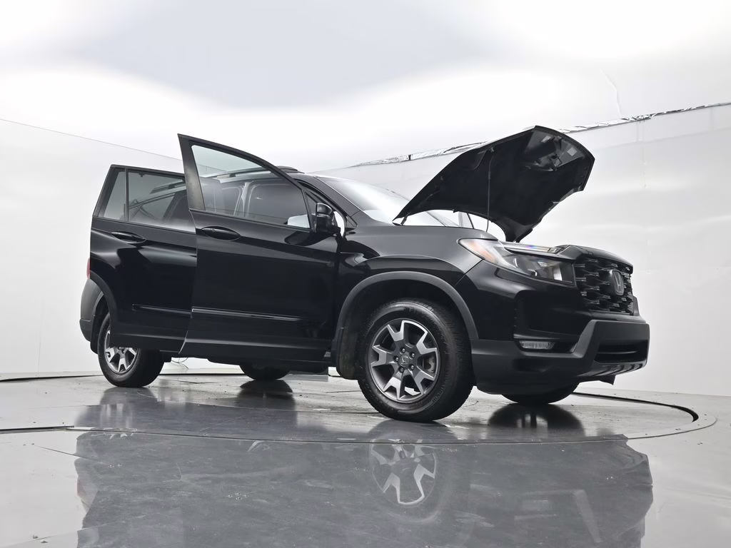 2022 Black Honda Passport TrailSport AWD SUV
