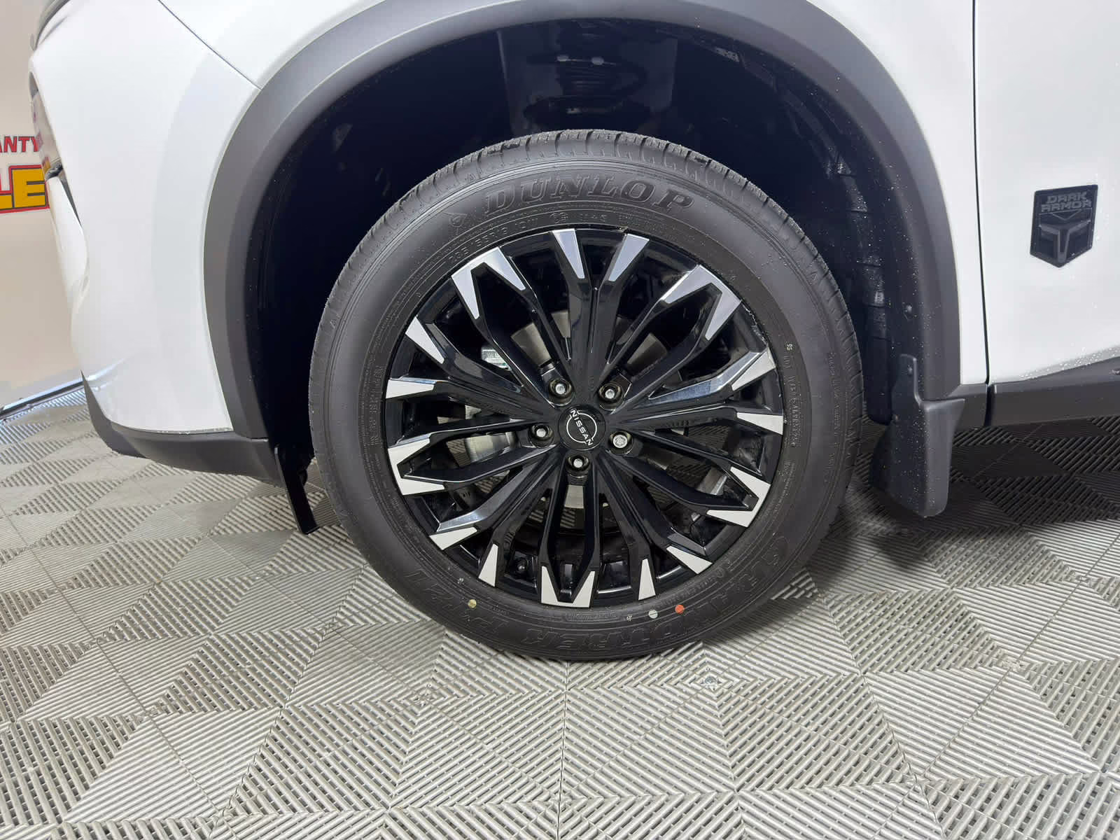 2026 Everest White Pearl Tricoat Nissan Rogue Dark Armor AWD SUV