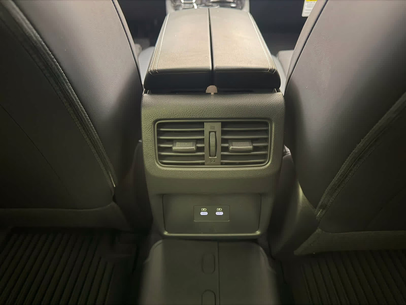 2026 Everest White Pearl Tricoat Nissan Rogue Dark Armor AWD SUV