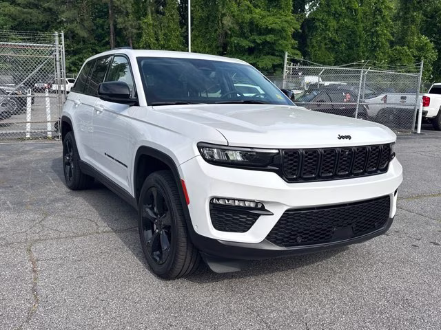 2023 Bright White Clearcoat Jeep Grand Cherokee Limited RWD SUV