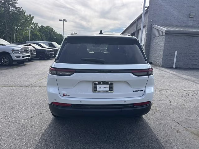 2023 Bright White Clearcoat Jeep Grand Cherokee Limited RWD SUV