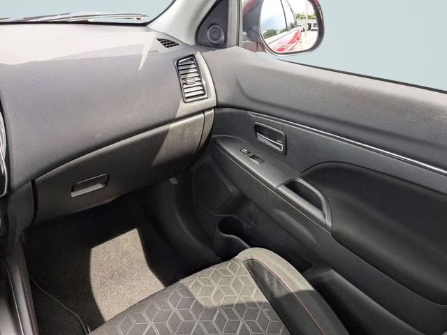 2025 Red Diamond Mitsubishi Outlander Sport 2.0 LE 4X4 SUV