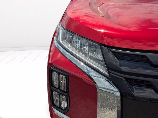 2025 Red Diamond Mitsubishi Outlander Sport 2.0 LE 4X4 SUV