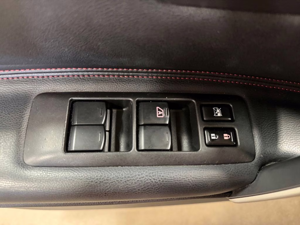 2012 Super Black Metallic Nissan Rogue SL AWD SUV