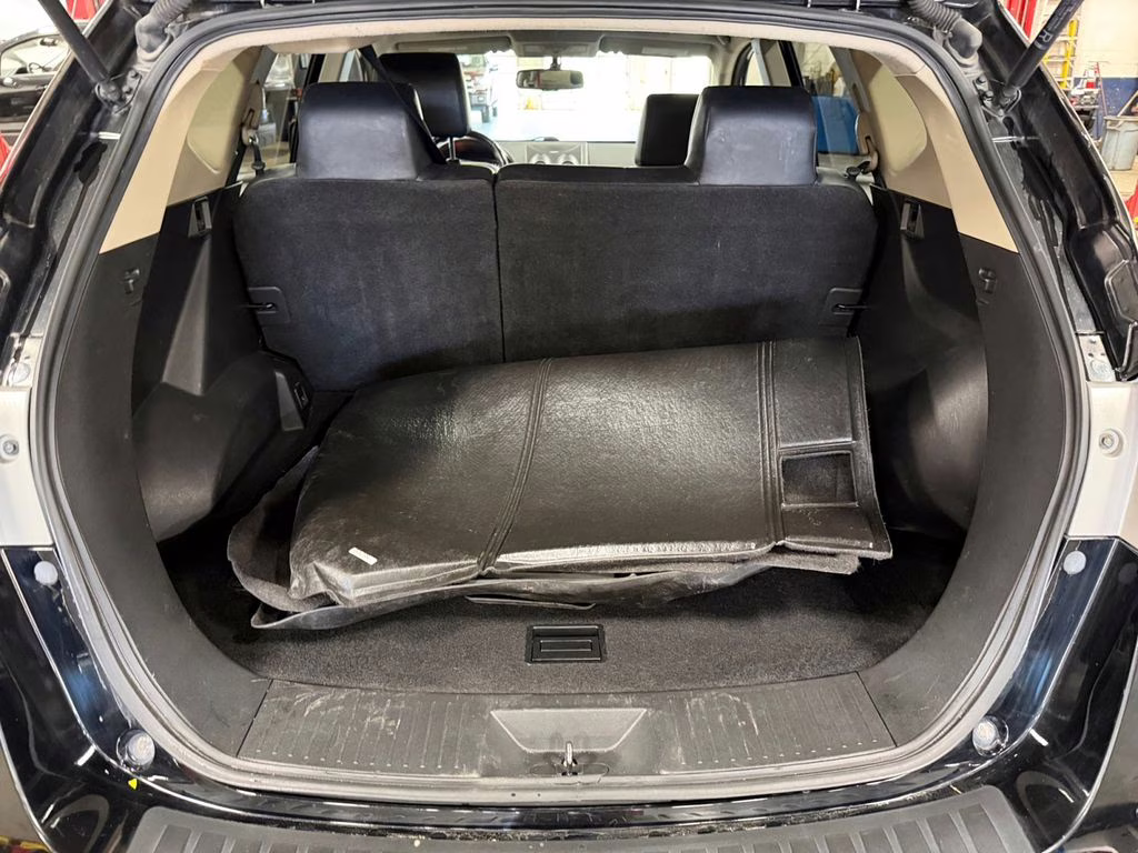 2012 Super Black Metallic Nissan Rogue SL AWD SUV