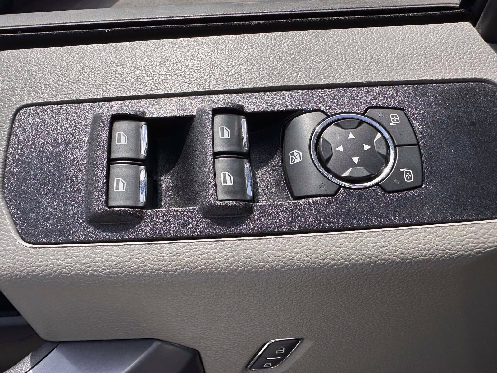 2022 Carbonized Gray Metallic Ford Super Duty F-250 SRW XLT 4WD Crew Cab 6.75' Box 4X4 Truck