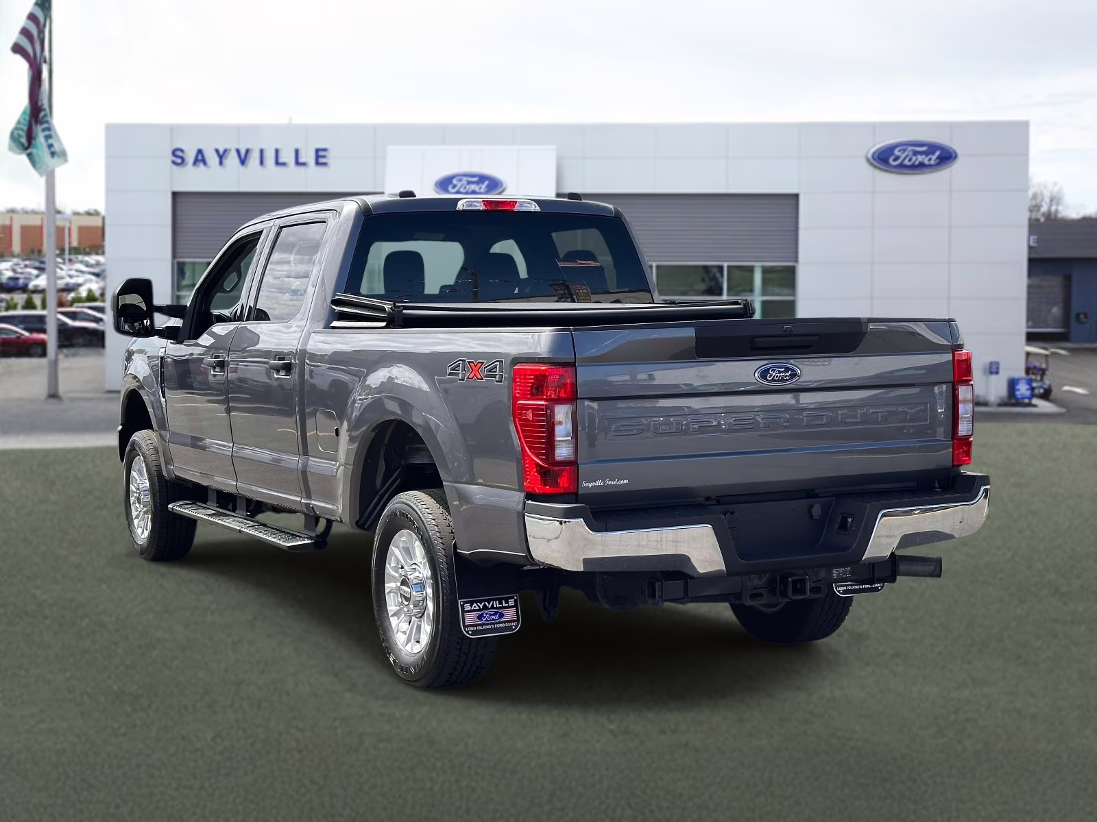 2022 Carbonized Gray Metallic Ford Super Duty F-250 SRW XLT 4WD Crew Cab 6.75' Box 4X4 Truck