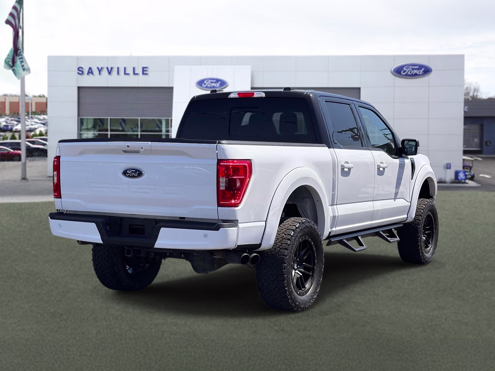 2022 Oxford White Ford F-150 XLT 4WD SuperCrew 5.5' Box 4X4 Truck