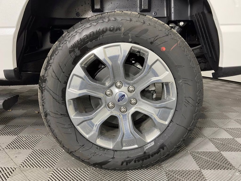 2026 White Ford F-150 Platinum 4X4 Truck