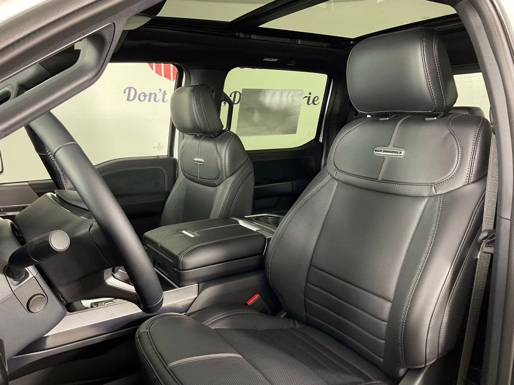 2026 White Ford F-150 Platinum 4X4 Truck