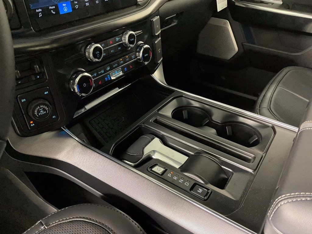 2026 White Ford F-150 Platinum 4X4 Truck