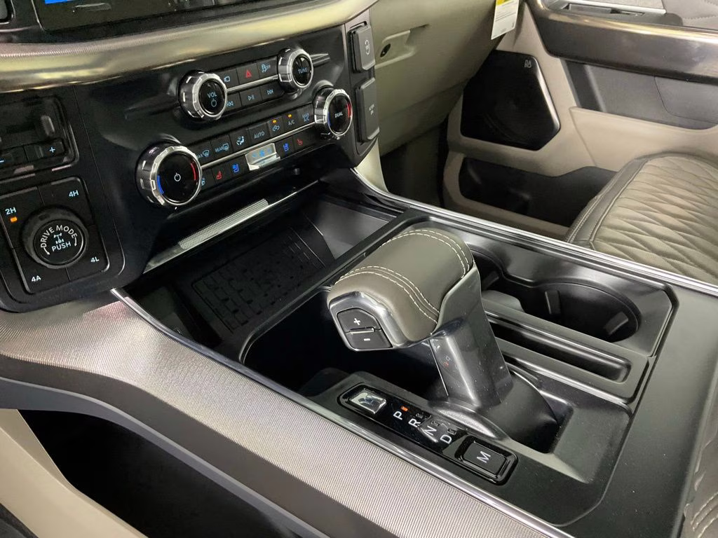 2026 Agate Black Metallic Ford F-150 Platinum 4X4 Truck