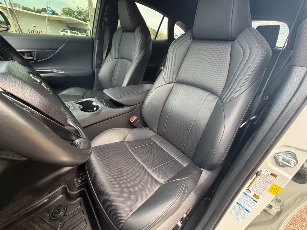 2021 Blizzard Pearl Toyota Venza Limited AWD SUV