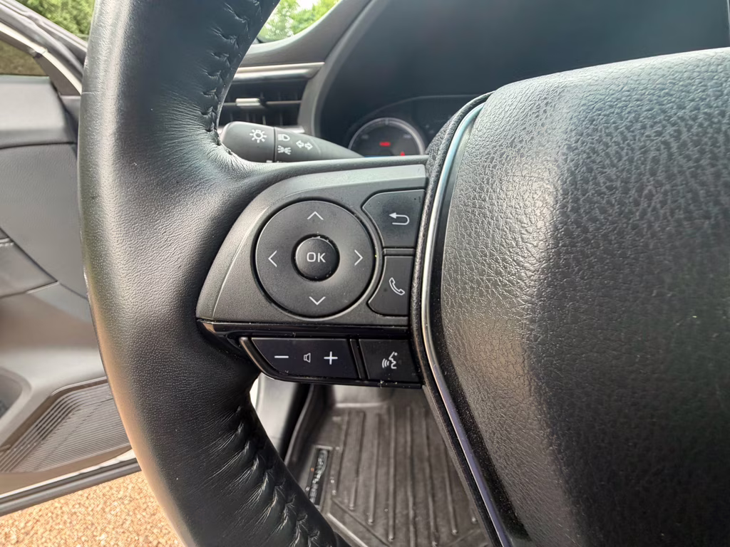2021 Blizzard Pearl Toyota Venza Limited AWD SUV