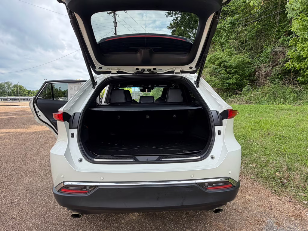 2021 Blizzard Pearl Toyota Venza Limited AWD SUV