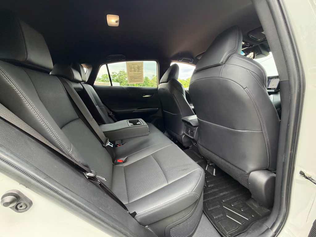 2021 Blizzard Pearl Toyota Venza Limited AWD SUV