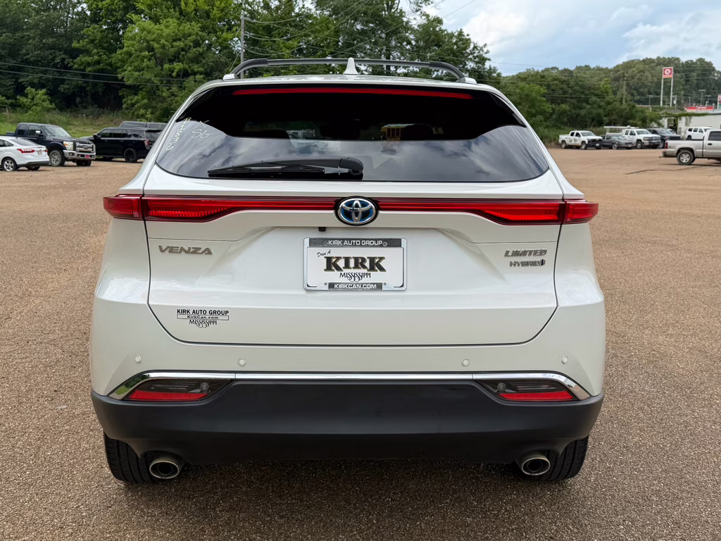 2021 Blizzard Pearl Toyota Venza Limited AWD SUV