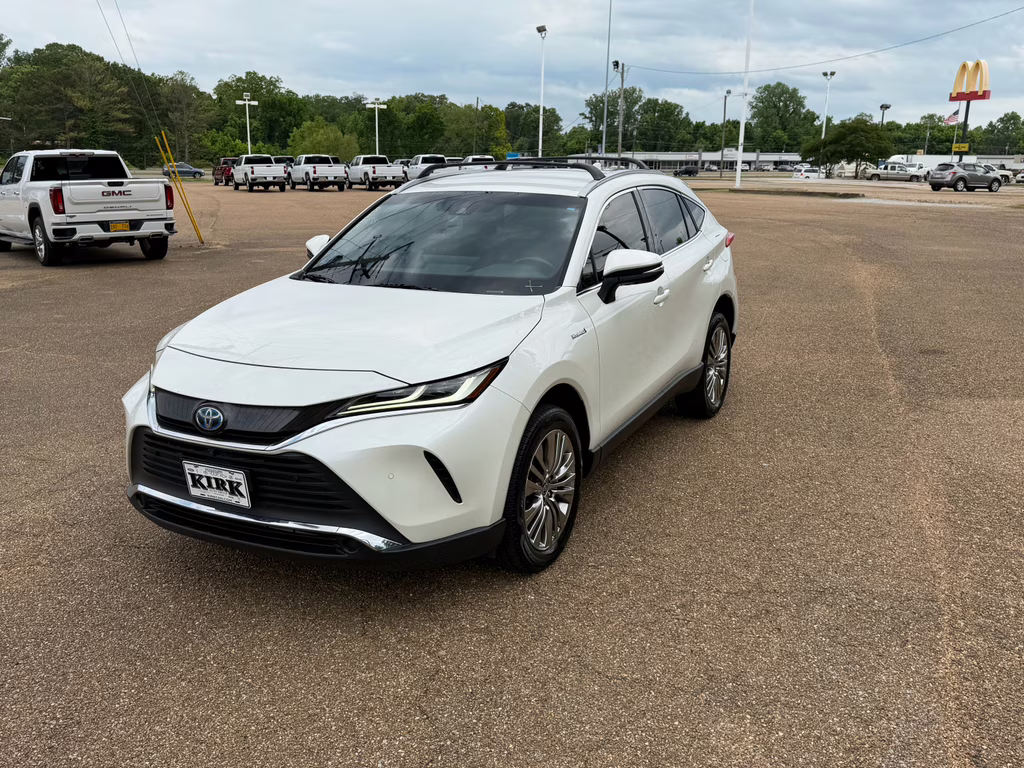 2021 Blizzard Pearl Toyota Venza Limited AWD SUV